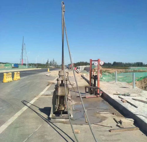 河口公路高聚物注浆加固